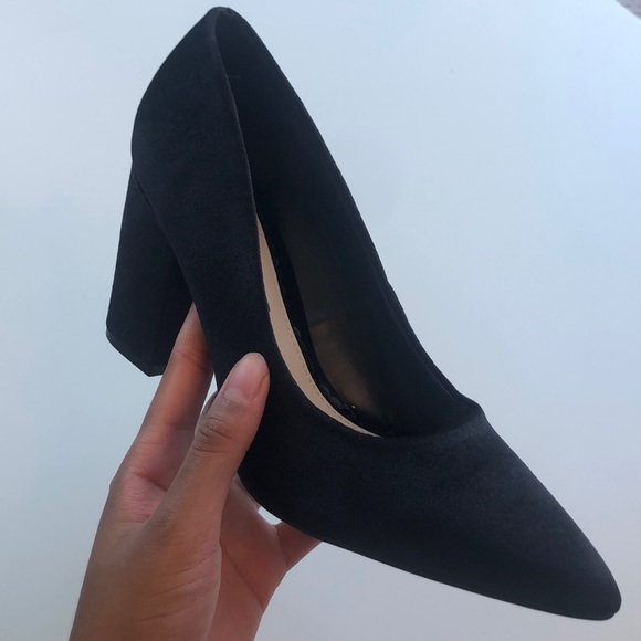 Black suede Rampage Bethie Pump Block Heel - Picture 4 of 5